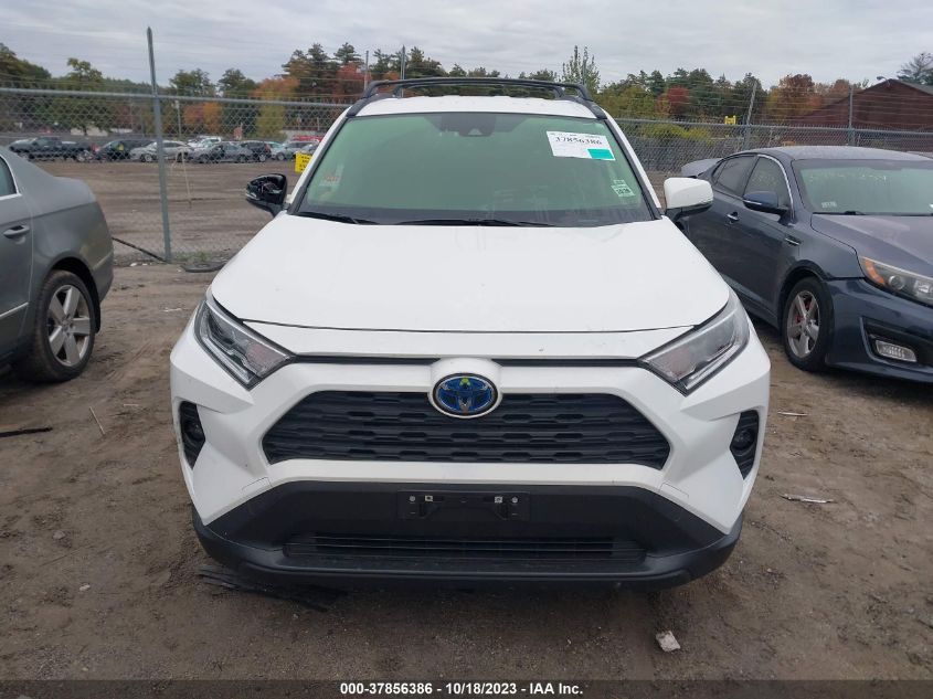 2021 TOYOTA RAV4 XLE - JTMRWRFV2MD121253