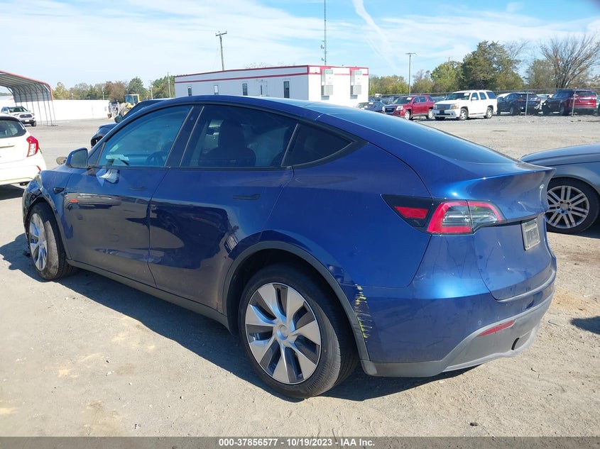VIN 7SAYGDEE1NF324614 2022 TESLA MODEL Y