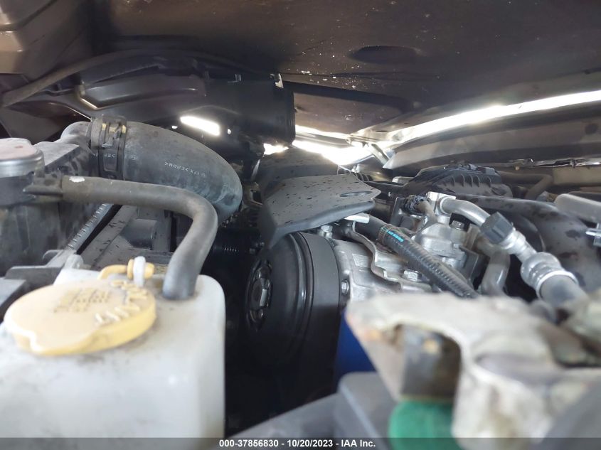 VIN 4S4BSAAC7J3274180 2018 SUBARU OUTBACK 2.5I