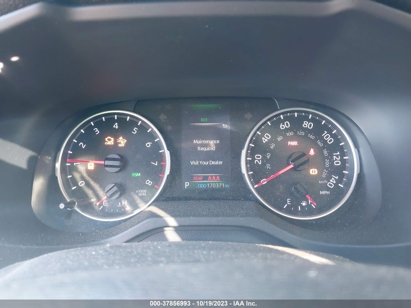 VIN JTMP1RFVXKD013756 2019 TOYOTA RAV4 XLE/XLE PREMIUM