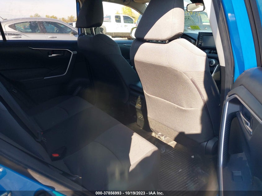 VIN JTMP1RFVXKD013756 2019 TOYOTA RAV4 XLE/XLE PREMIUM