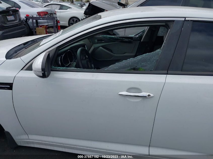 2015 KIA OPTIMA LX - 5XXGM4A70FG357661