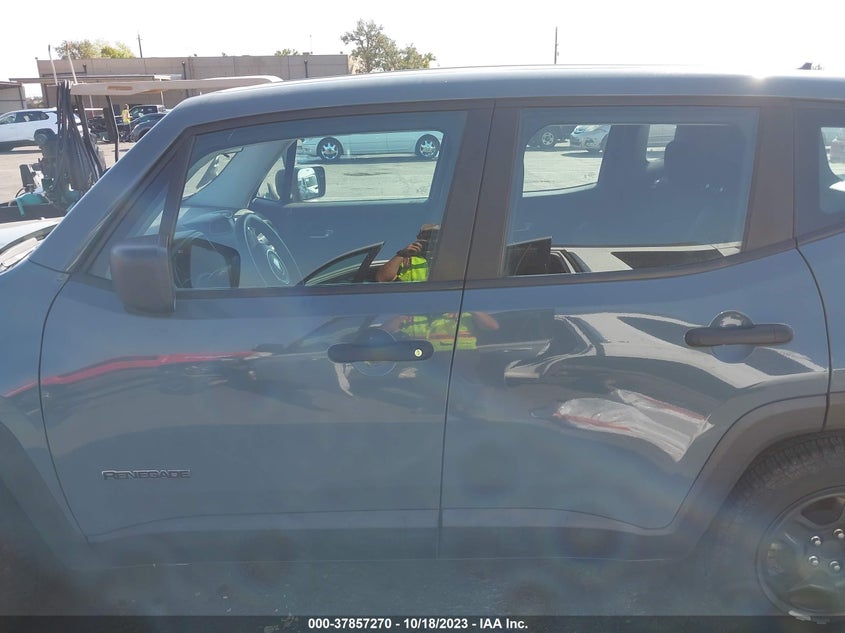 VIN ZACCJAAH3HPE99080 2017 JEEP RENEGADE SPORT