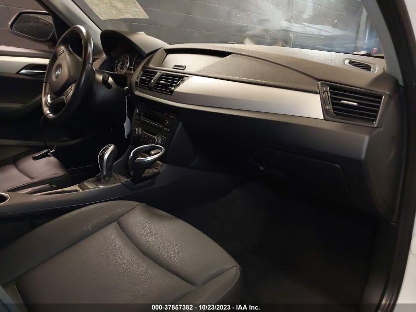 2014 BMW X1 SDRIVE28I - WBAVM1C56EVW53804