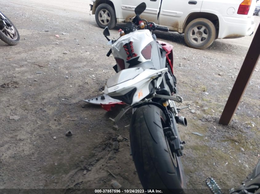 2009 YAMAHA YZFR1 JYARN23E29A001780