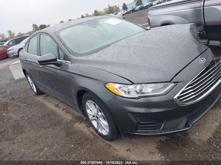 2020 FORD FUSION SE - 3FA6P0HD1LR233070