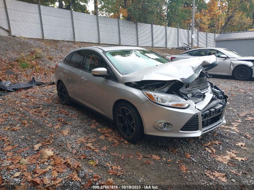 2014 FORD FOCUS SE - 1FADP3F22EL106453