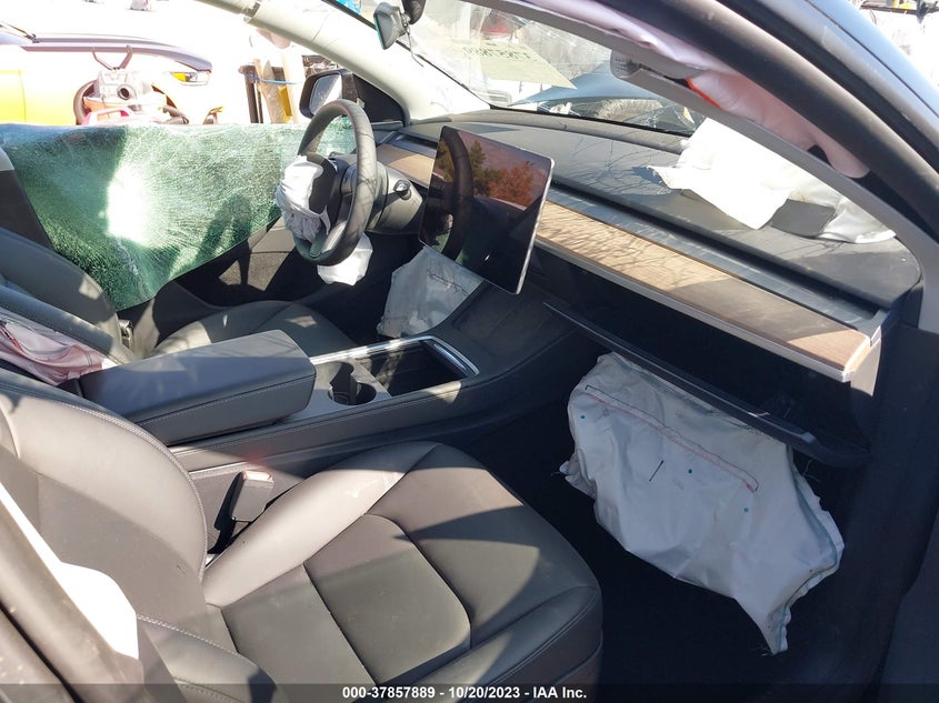 VIN 7SAYGDEE3PA116380 2023 TESLA MODEL Y LONG RANGE