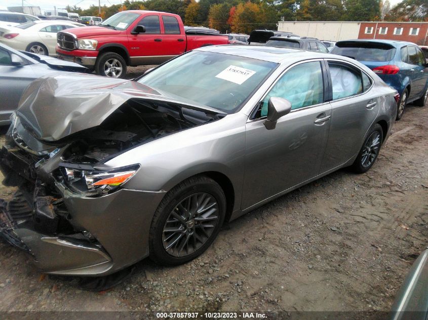 VIN 58ABK1GG2JU083506 2018 LEXUS ES no.2