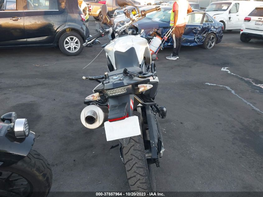 2015 BMW F700 GS - WB10B110XFZF86595
