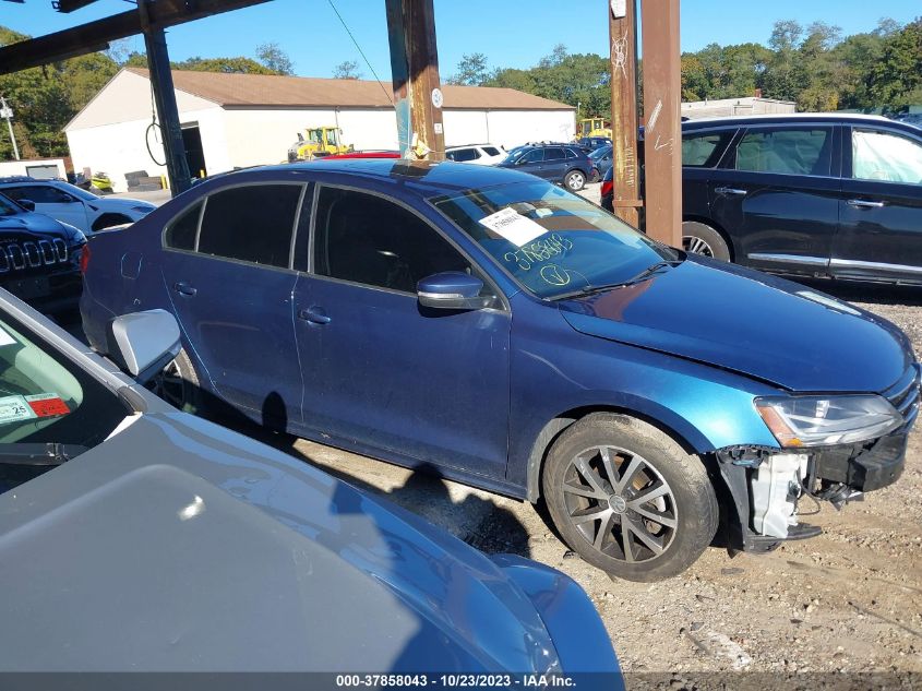 2017 VOLKSWAGEN JETTA SE - 3VWDB7AJ0HM401663