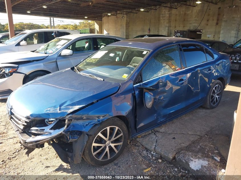 2017 VOLKSWAGEN JETTA SE - 3VWDB7AJ0HM401663