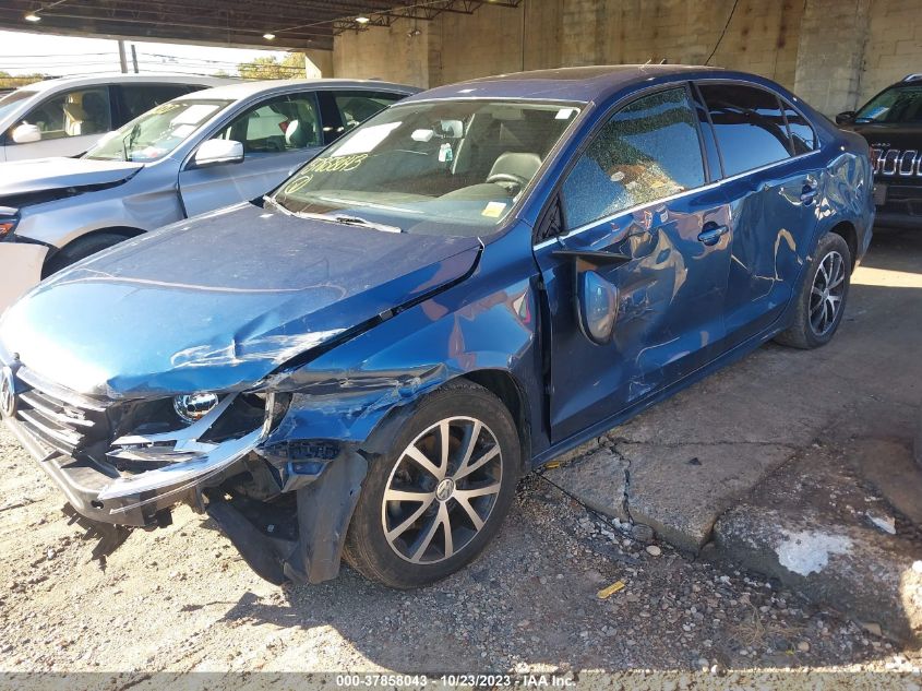 2017 VOLKSWAGEN JETTA SE - 3VWDB7AJ0HM401663