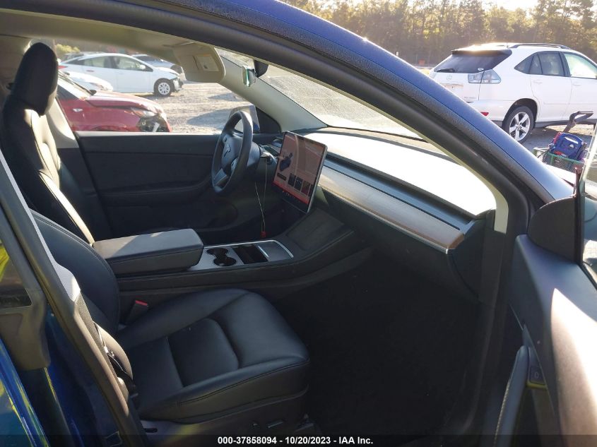 2022 TESLA MODEL Y LONG RANGE - 7SAYGDEE6NF447888