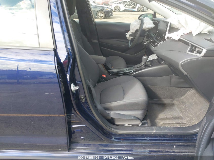 VIN JTDEPRAE2LJ019230 2020 TOYOTA COROLLA LE