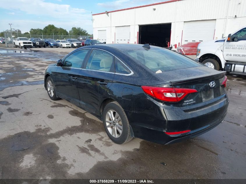 2016 HYUNDAI SONATA 2.4L SE - 5NPE24AF1GH327031