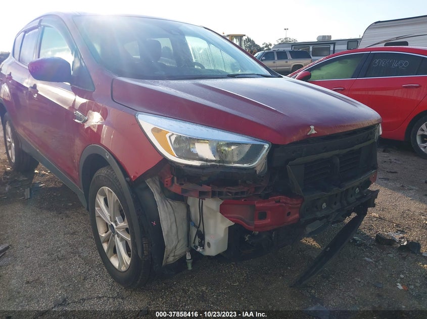 VIN 1FMCU0GD0KUA33419 2019 FORD ESCAPE SE
