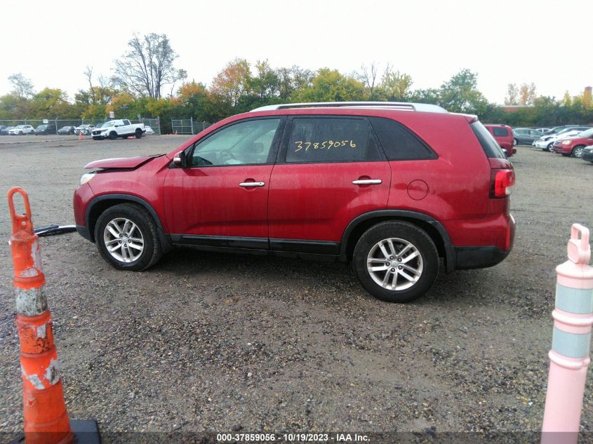 2015 KIA SORENTO LX - 5XYKT3A68FG581786