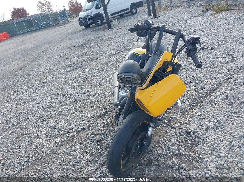 2014 SUZUKI VZR1800 JS1VY53A7E2100618