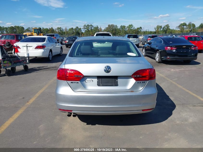 2013 VOLKSWAGEN JETTA SEDAN SE - 3VWDP7AJ5DM442298