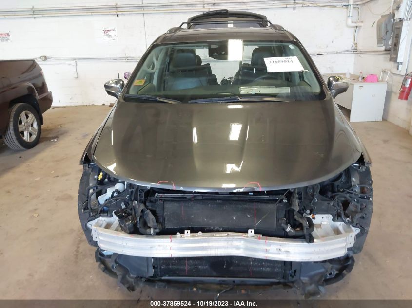 2018 CHRYSLER PACIFICA HYBRID LIMITED - 2C4RC1N72JR133599