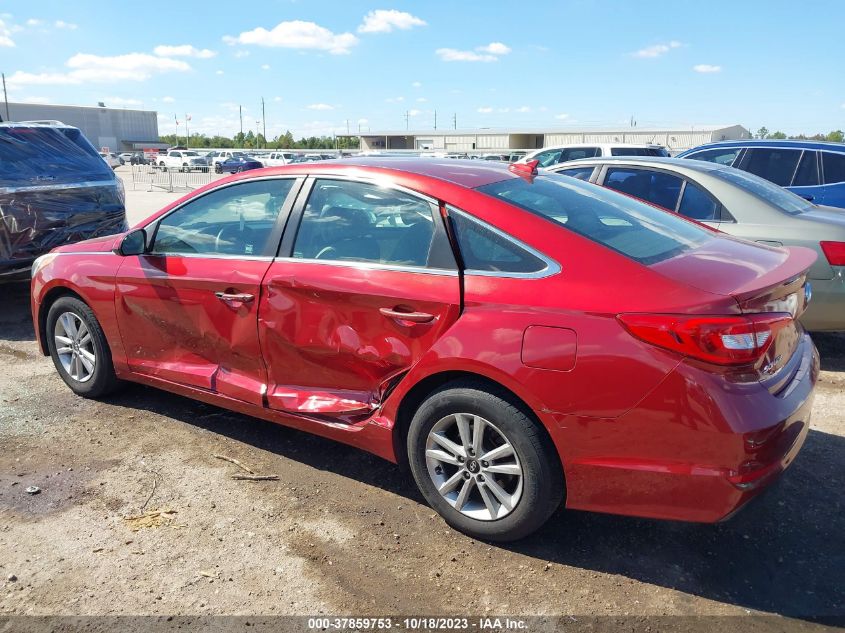 2015 HYUNDAI SONATA 2.4L SE - 5NPE24AF2FH122168