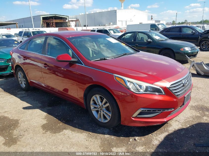 2015 HYUNDAI SONATA 2.4L SE - 5NPE24AF2FH122168