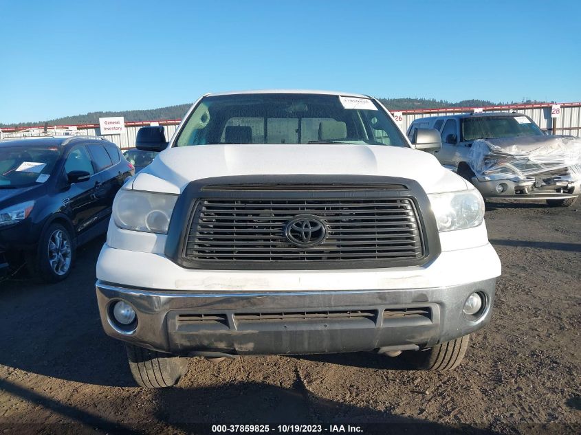 2013 TOYOTA TUNDRA 4WD TRUCK 5TFUM5F17DX046201