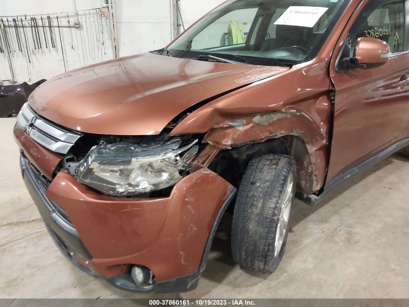2015 MITSUBISHI OUTLANDER SE - JA4AZ3A39FZ010982