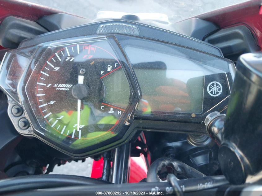 2015 YAMAHA YZFR3 MH3RH06YXFK008201