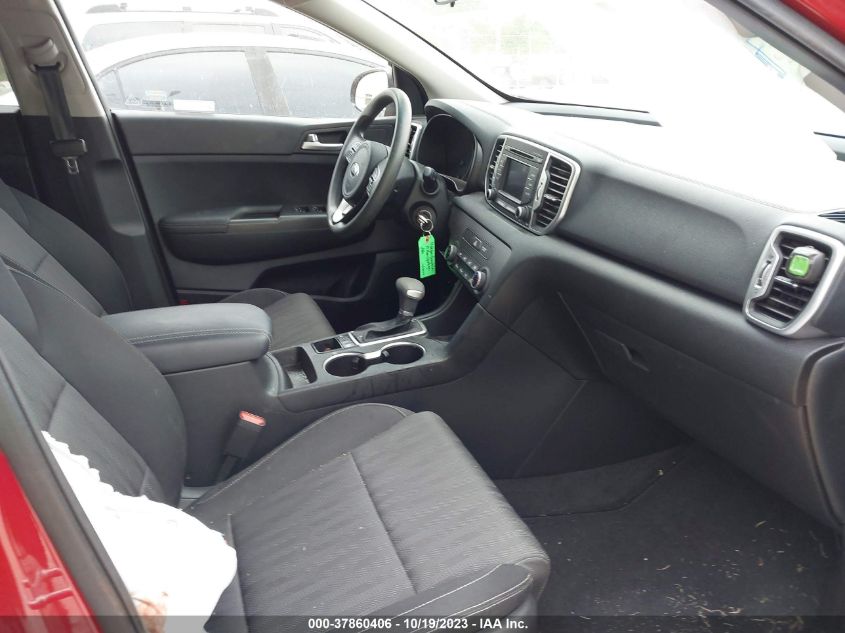 VIN KNDPMCAC6K7560869 2019 KIA SPORTAGE LX