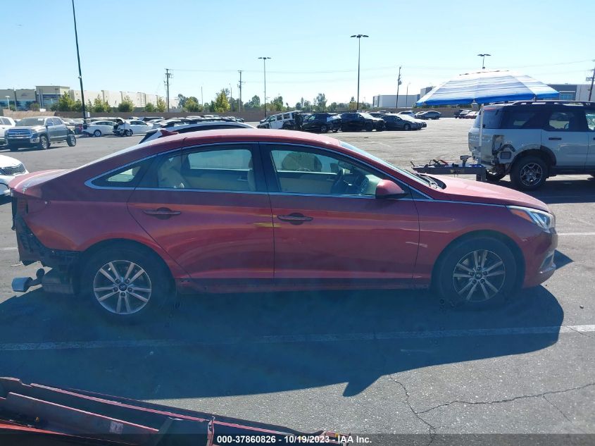 2015 HYUNDAI SONATA 2.4L SE - 5NPE24AF1FH117513