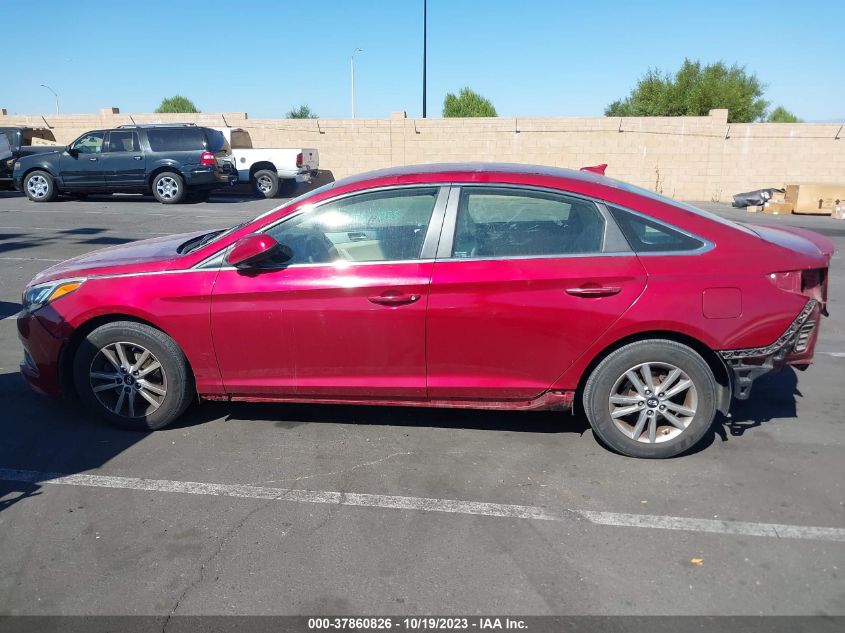 2015 HYUNDAI SONATA 2.4L SE - 5NPE24AF1FH117513