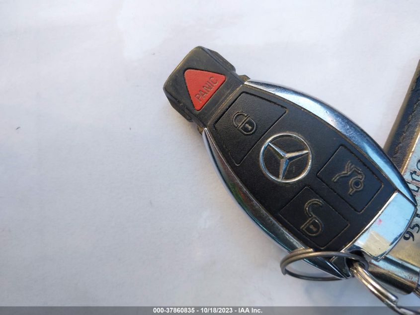 2014 MERCEDES-BENZ C 250 SPORT/LUXURY WDDGF4HB1EA957092