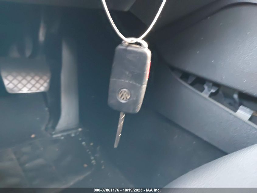 2014 VOLKSWAGEN JETTA SEDAN S 3VW2K7AJ0EM375973