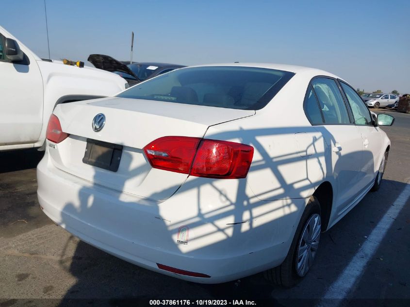 2014 VOLKSWAGEN JETTA SEDAN S 3VW2K7AJ0EM375973