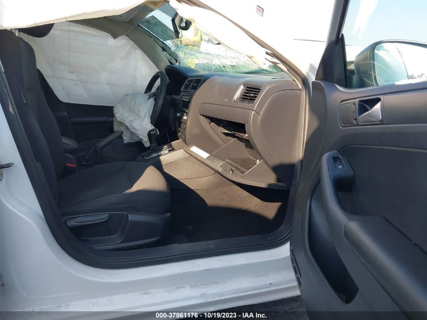2014 VOLKSWAGEN JETTA SEDAN S 3VW2K7AJ0EM375973
