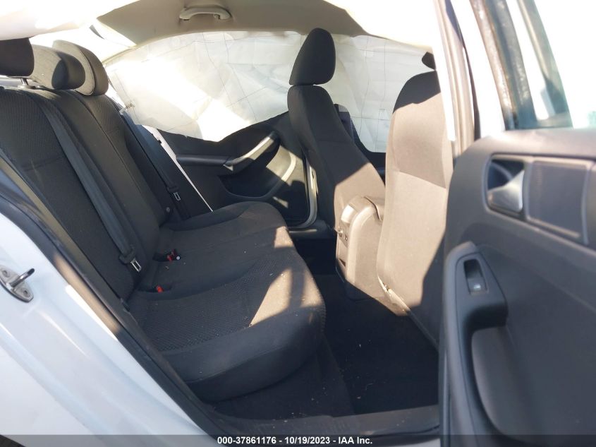 2014 VOLKSWAGEN JETTA SEDAN S 3VW2K7AJ0EM375973