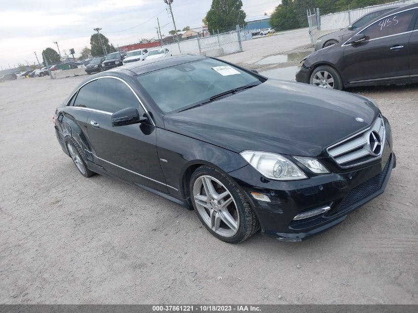 WDDKJ7DB1CF149969 2012 MERCEDES-BENZ E-CLASS - Image 1
