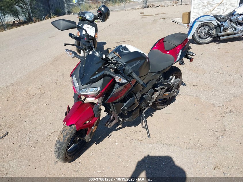 VIN JKAERKD15KDA41954 2019 KAWASAKI ER400 D