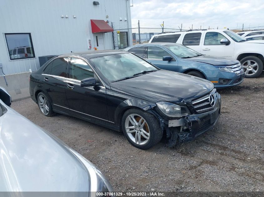 2014 MERCEDES-BENZ C 300 SPORT 4MATIC/LUXURY 4MATIC - WDDGF8AB5EG248731