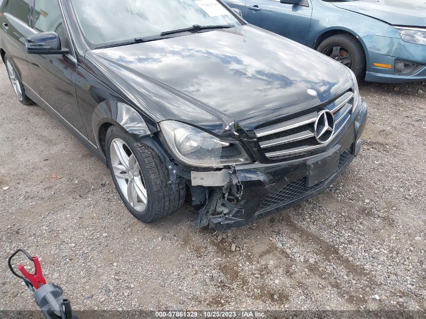 2014 MERCEDES-BENZ C 300 SPORT 4MATIC/LUXURY 4MATIC - WDDGF8AB5EG248731