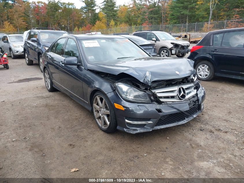 2013 MERCEDES-BENZ C-CLASS C 300 - WDDGF8AB1DR268686