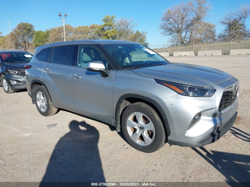 VIN 5TDBZRBH2NS218239 2022 TOYOTA HIGHLANDER LE