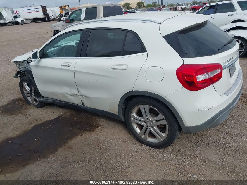 2018 MERCEDES-BENZ GLA 250 - WDCTG4GB8JJ372747