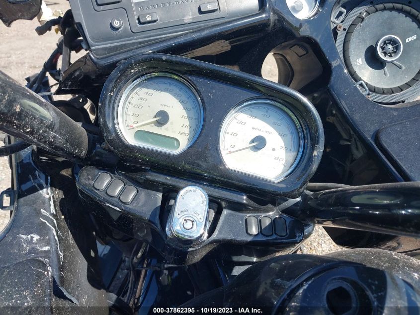 2015 HARLEY-DAVIDSON FLTRX ROAD GLIDE - 1HD1KHM13FB604086