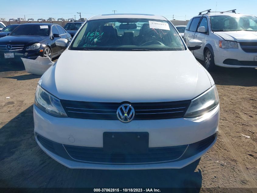 2013 VOLKSWAGEN JETTA SEDAN SE W/CONVENIENCE/SUNROOF 3VWDP7AJ2DM415866