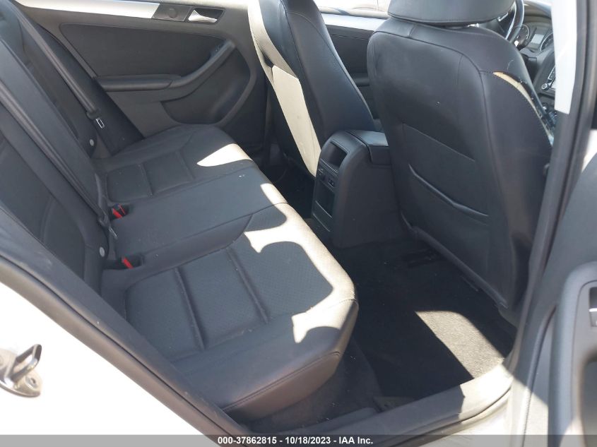 2013 VOLKSWAGEN JETTA SEDAN SE W/CONVENIENCE/SUNROOF 3VWDP7AJ2DM415866