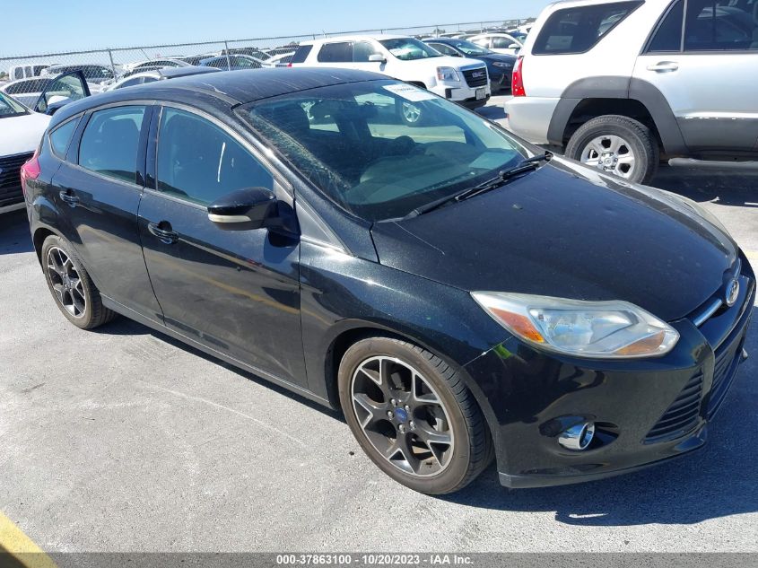 2014 FORD FOCUS SE - 1FADP3K24EL381179