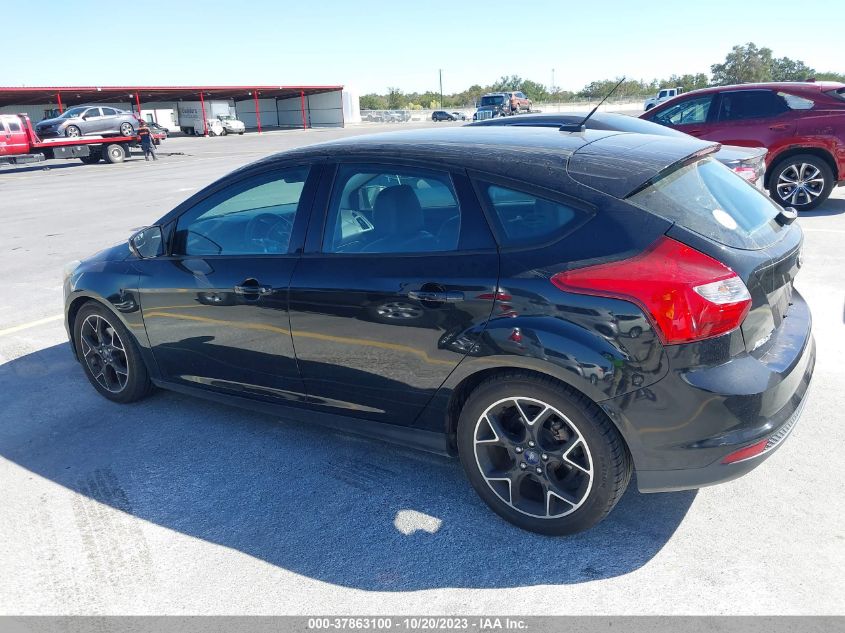 2014 FORD FOCUS SE - 1FADP3K24EL381179